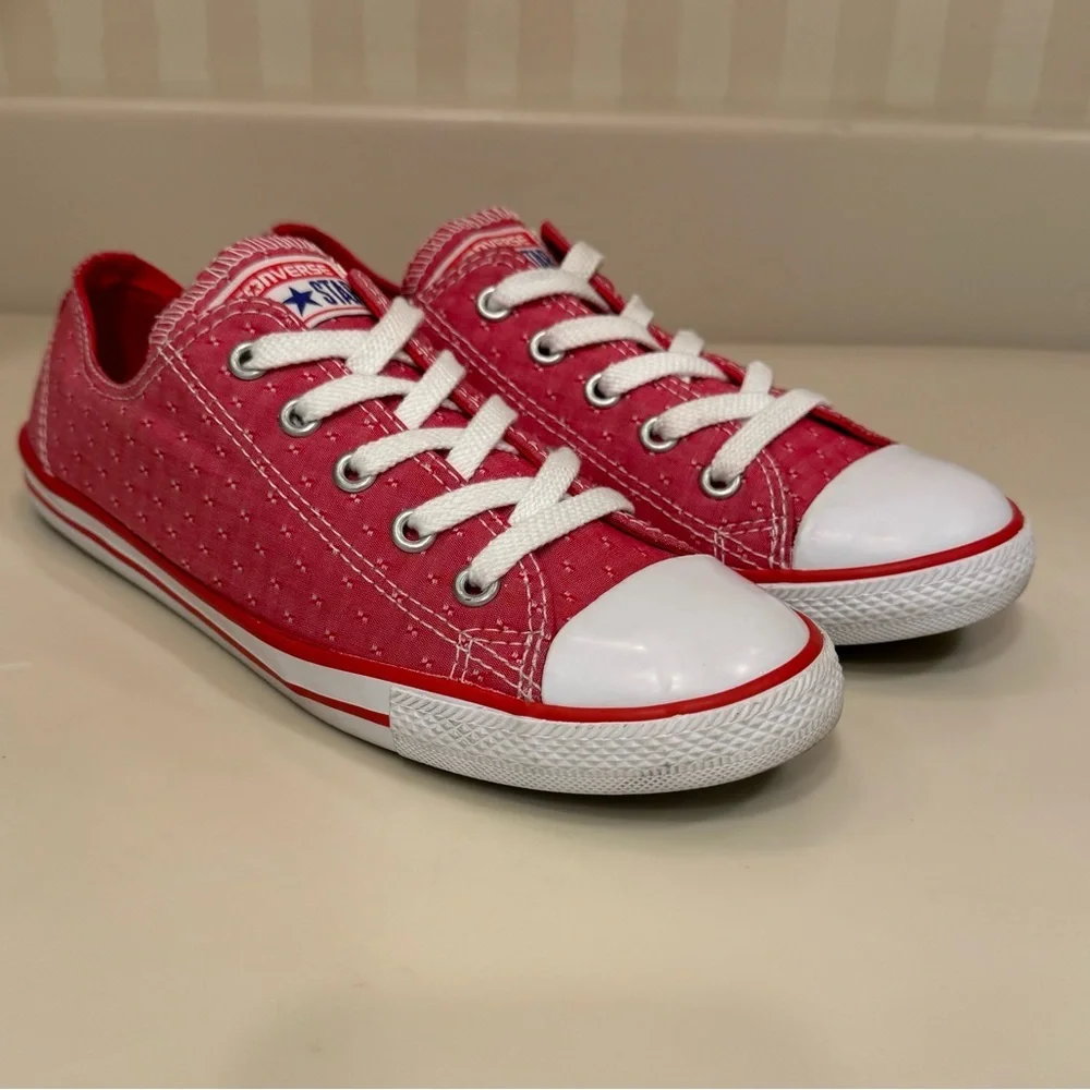Converse Womens Chuck Taylor All Star Dainty Ox Sneakers Casino Red